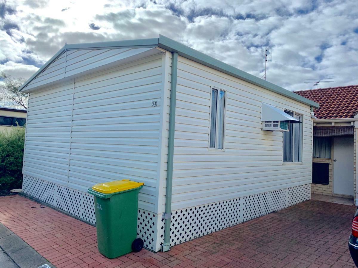 Broadwater Beach Cottage Exterior photo